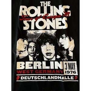 Mens Band T-shirt The Rolling Stone Tour of Europe '76 Black Graphic Print M